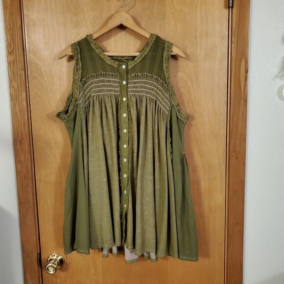 Free People Sea Breeze Smocked Tunic Sleeveless Green Womens XS EUC - Picture 6 of 7